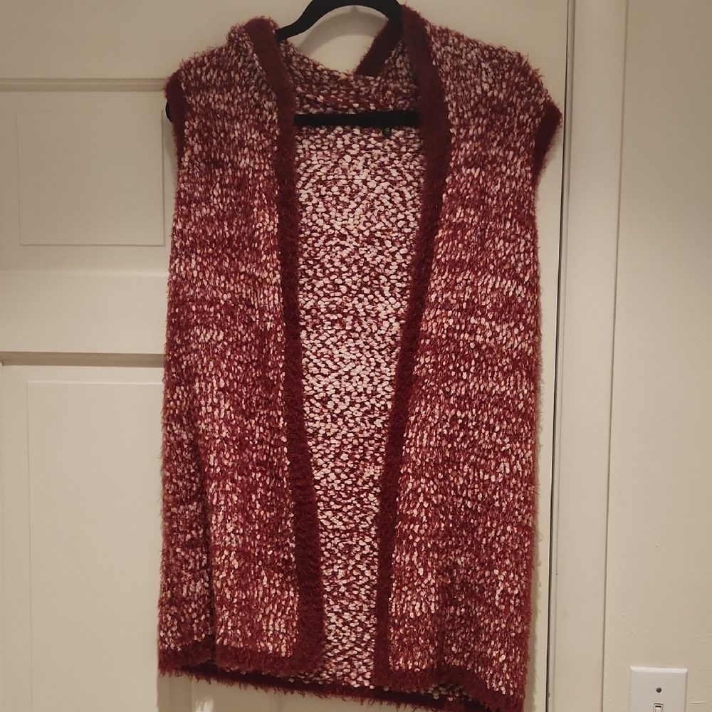 Absolutely Famous Marled Burgundy Open-Front Women’s Hooded Sweater Vest